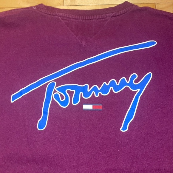 Burgundy Tommy Hilfiger t-shirt - Picture 6 of 6
